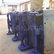 厂家直销卧式机雨鞋模具