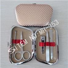 供应精美促销礼品套装美甲套装修甲工具时尚美容美甲套装生产