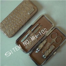 阳江美容套装厂家专业生产剪指甲套装修剪工具套装