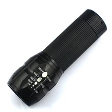 伸缩变焦强光手电筒户外骑行照明手电筒三档位流明手电LED电筒
