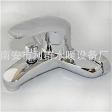 大促销零利润厂家直销三联浴缸水龙头质保五年全店混批