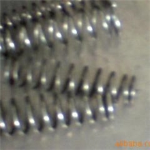 供应各种弹簧，扭簧，拉簧。