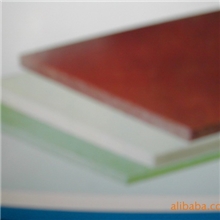 供应各种规格橡胶垫板