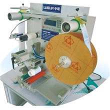 圆瓶半自动贴标机，深圳贴标机厂家直销