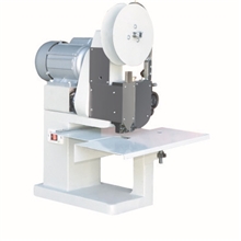 厂家直销TSD-102A台式单头订书机，机型小巧，使用方便。