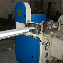 供应高速无纺布机械、无纺布折叠机、带拔叉压花折叠机