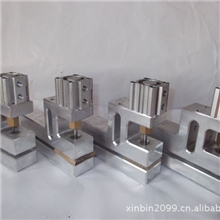 供应制袋机用打孔器