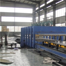 青岛国森冷藏物流设备复合厢板热压机