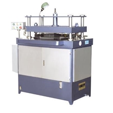 四柱液压760型模切机