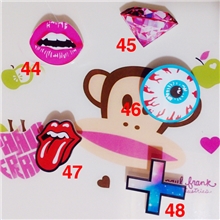 日本原宿风徽章批发胸针亚克力胸章眼球嘴巴钻石大舌头星空十字架