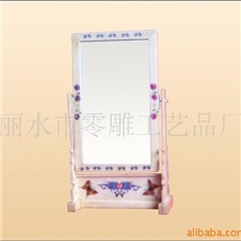 供应台式化妆镜等竹制品，竹制工艺品，提供定制