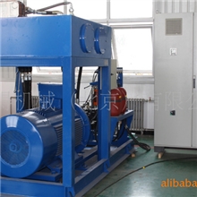 低转速粗破碎机