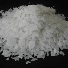 厂家供应片碱，优质片碱。量大优惠