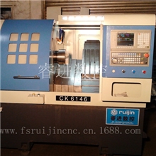 供应高精密型35度CK6146斜床身数控车床