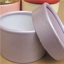 【厂家直销】婚庆用品喜糖盒圆筒糖盒小号小玫瑰紫色