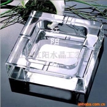 水晶烟灰缸、水晶礼品、商务礼品、水晶工艺品、摆设