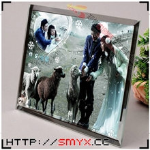 生产销售高级精美8寸镜边水晶相框时尚精美热转印钢化玻璃