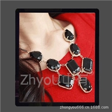 生产供应水晶磁吸式超薄灯箱广州超薄灯箱大型灯箱