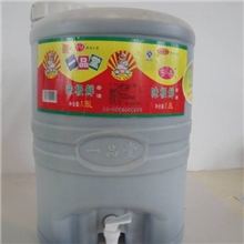 青岛地方特色调味品：青岛一品大桶味极鲜酱油