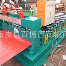 供应彩钢压瓦机、南皮百博压瓦机厂厂家直销各种型号产品