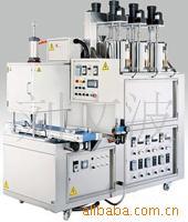 多孔式定量灌装机，充填机，多色口红眼霜灌装机。