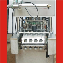 供应CD-4型塑料杯状纯净水牛奶酸奶饮料灌装机|灌装封口机