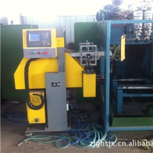 供应全自动中空吹塑机、张家港吹塑机、节能伺服汽车配件吹塑机