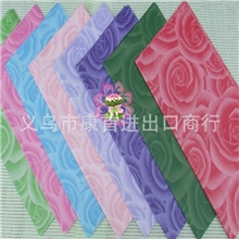 大玫瑰印花手揉纸鲜花包装材料卡通花束包装