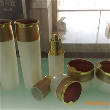 化妆品玻璃瓶化妆品包装包装瓶-秀丽含