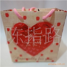 专业定做礼品袋、购物袋、礼物袋、爱心蝴蝶结手提袋