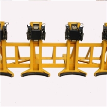 山东直销四油桶夹专利技术安全可靠