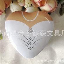 中式婚庆小号马口铁喜糖盒金乡厂家直销白色礼服A-46