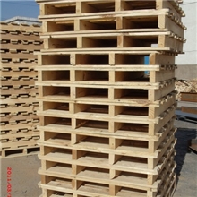 胶合板托盘；木质包装箱；木轮