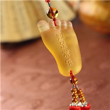 热销知足常乐汽车挂件车内饰品开光佛水晶琉璃脚丫厂家直销