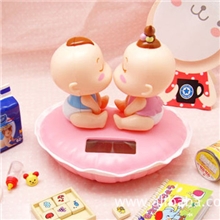 新款KISSBABY亲嘴太阳能公仔娃娃\汽车饰品摇头娃娃