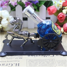 汽车用品爆款车载香水瓶马车酒瓶香水内饰摆件汽车香水厂