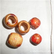 厂家直销各种木珠，木扣，印花珠等木制品