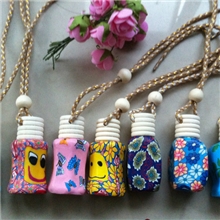 厂家直销新款汽车挂件，l软陶香水瓶支持混批香薰软陶空瓶