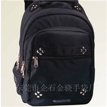 供应YKK拉链双肩旅行背包，1200D牛津布材质