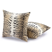 QiQi淇淇6888城市猎人对装抱枕汽车抱枕