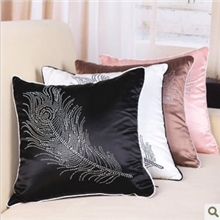 特惠2013新款欧式现代时尚简约羽毛水钻沙发抱枕靠包垫批发定制