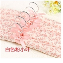 厂家供应布艺衣架海绵衣架防滑众多花色可选