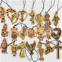 厂家直销仿桃木情侣手机挂件批发网店创意礼品义乌地摊小商品