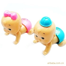 新奇特玩具批发发条上链爬娃扭屁股娃娃摇头娃娃小商品批发