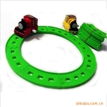 义乌新奇特玩具批发上链托玛斯轨道车带8节轨道地摊厂家批发32