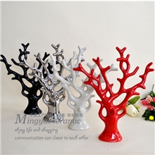 供应创意摆设品家居装饰品艺术摆件陶瓷小礼品爱情树6033#