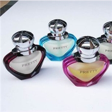 厂家直销汽车香水汽车风口香飘迪风口香水4款颜色