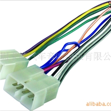 丰田凯美瑞/吉利金刚花冠汽车影音导舰尾线改装线接接线插头线
