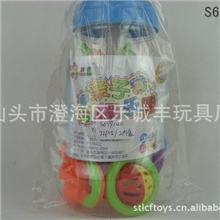 批发供应益智系列婴幼儿玩具，婴儿摇铃套装9只庄
