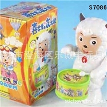 供应上链摇摆喜羊羊打鼓,餐厅快餐店儿童套装赠品批发